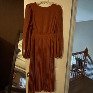 New never worn Charlton pleated cut out orange dress.